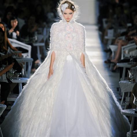 robe de mariée chanel|chanel knee length ladies dresses.